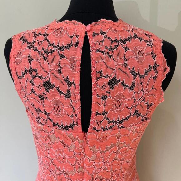 VINCE CAMUTO Pink Salmon Lace Overlay Sheath Dress Floral Sleeveless Size 10 - Picture 8 of 15